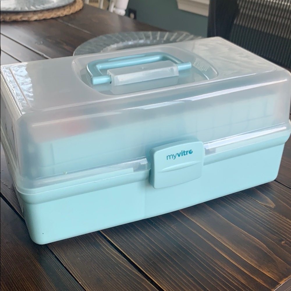 MyVitro IVF organizer caddy